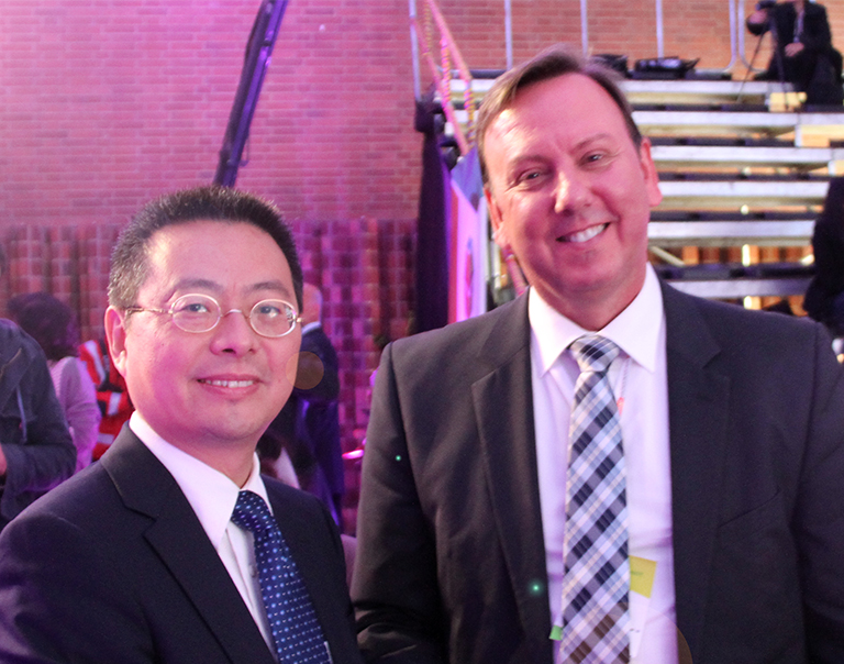 刘卫兵董事长与ICLEI秘书长在联合国会议期间举行会谈