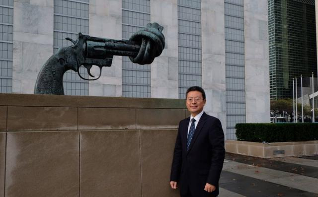 刘卫兵应邀出席第十二届全球人居环境论坛并发表主题演讲  